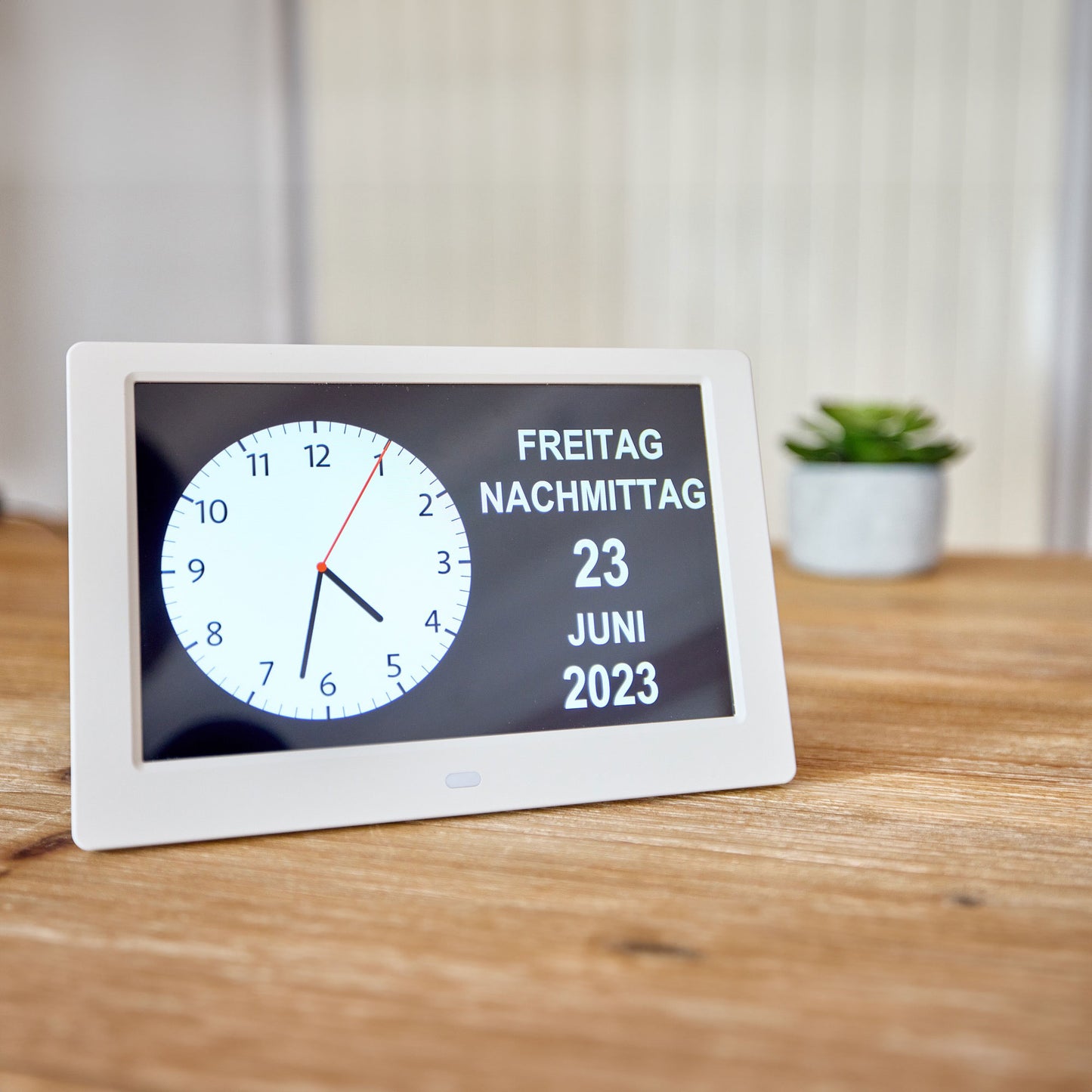 ALLY Clock 20cm Blanche - Horloge avec jours de la semaine, date et heure